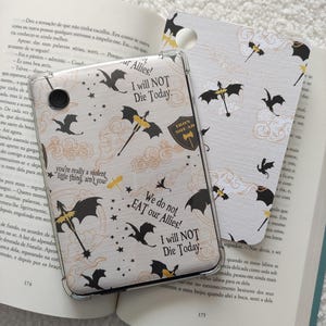 Wkładka do Kindle'a Dragon Rider | Akcesorium do czytnika e-booków inspirowane stylem Romantasy | Wkładka do etui Lightning Era Clear Case | Przytulny prezent książkowy
