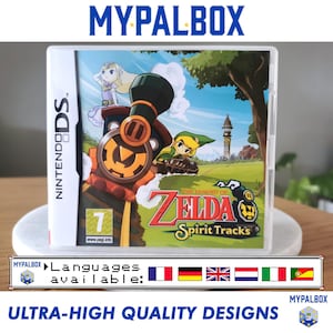 Peut inclure: Boîtier de jeu Nintendo DS pour "The Legend of Zelda: Spirit Tracks". La couverture présente Link sur un train, avec Zelda et un paysage vert. Le boîtier porte le logo "MYPALBOX" et le texte "ULTRA-HIGH QUALITY DESIGNS".