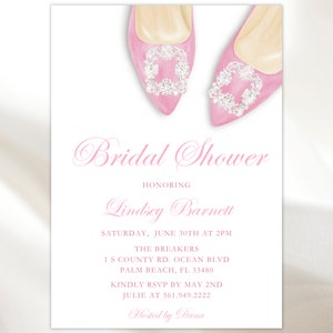Puede incluir: Una invitación de color rosa para una despedida de soltera con una ilustración de acuarela de dos zapatos de tacón alto rosas adornados con joyas. El texto de la invitación dice: "Bridal Shower Honoring Lindsey Barnett Saturday, June 30th at 2PM The Breakers 1 S County Rd. Ocean Blvd Palm Beach, FL 33480 Kindly RSVP by May 2nd Julie at 561.949.2222 Hosted by Dana"
