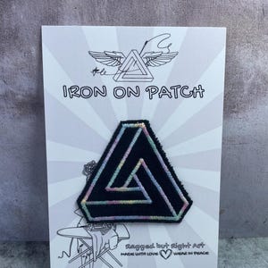 Parche de terciopelo con diseño de triángulo de Penrose / Arte de ilusión óptica / Parche termoadhesivo para chaquetas