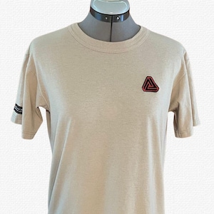 T-shirt with Handmade Penrose Triangle Patchwork | Optical Illusion Clothing | Lightweight Minimalist Tee