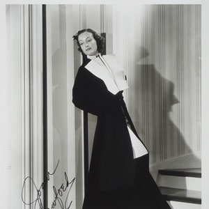 JOAN CRAWFORD ONDERTEKEND Foto - Mommie Dearest w/coa