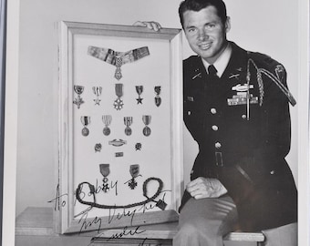 AUDEY MURPHY Foto firmada I Al infierno y de regreso con coa