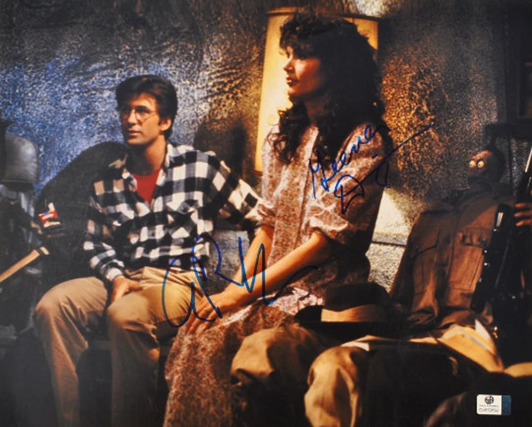 BEETLEJUICE CAST SIGNED Photo X2 Alec Baldwin, & Geena Davis 11x 14 W/coa Etsy