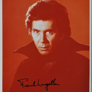 FRANK LANGELLA SIGNED Photo - Dracula, Dave, The Ninth Gate, Noah  w/coa