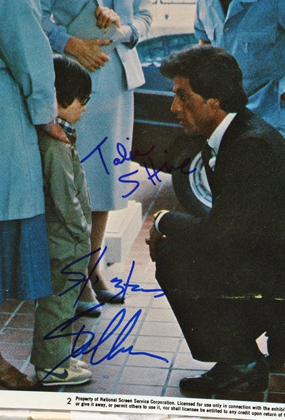 シルベスター・スタローン 直筆サイン入り写真 - ロッキー3 - 11x14