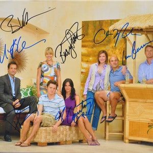 COUGAR TOWN CAST Signed Photo X7 - Courteney Cox, Busy Philipps + 11"x 14" w/coa