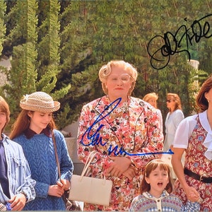 MRS. DOUBTFIRE Cast Signed Photo x2 – Robin Williams & Sally Field w/coa