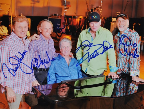 MIKE LOVE,直筆サイン入り,新品,BEACH BOYS,ビーチ・ボーイズ Beach Boys Concert Snap Back Hat and Pin signed by Mike Love