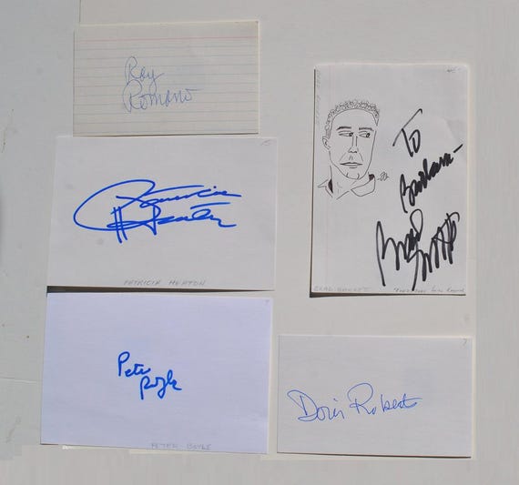 EVERYBODY LOVES RAYMOND Cast Signed X5 – Ray Romano, Patricia