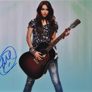 MILEY CYRUS Signed Photo - Hannah Montana, Billy Ray Cyrus w/coa