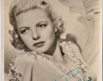 MARJORIE REYNOLDS Signed Photo - Holiday Inn, White Christmas  w/coa