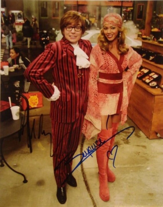 BEYONCE AUSTIN POWERS Signed Photo X2 Mike Myers Beyonce Goldmember W coa Goldmember W coa Etsy Israel