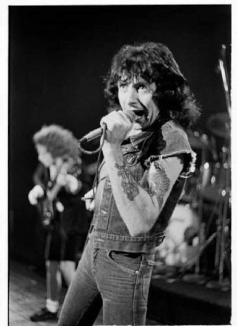 BON SCOTT Ac/dc SIGNED Autographed Page & Photo - Ac/dc - Ronald ...