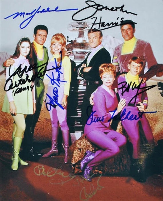 LOST in SPACE CAST Signed Photo X7 June Lockhart Mark Etsy