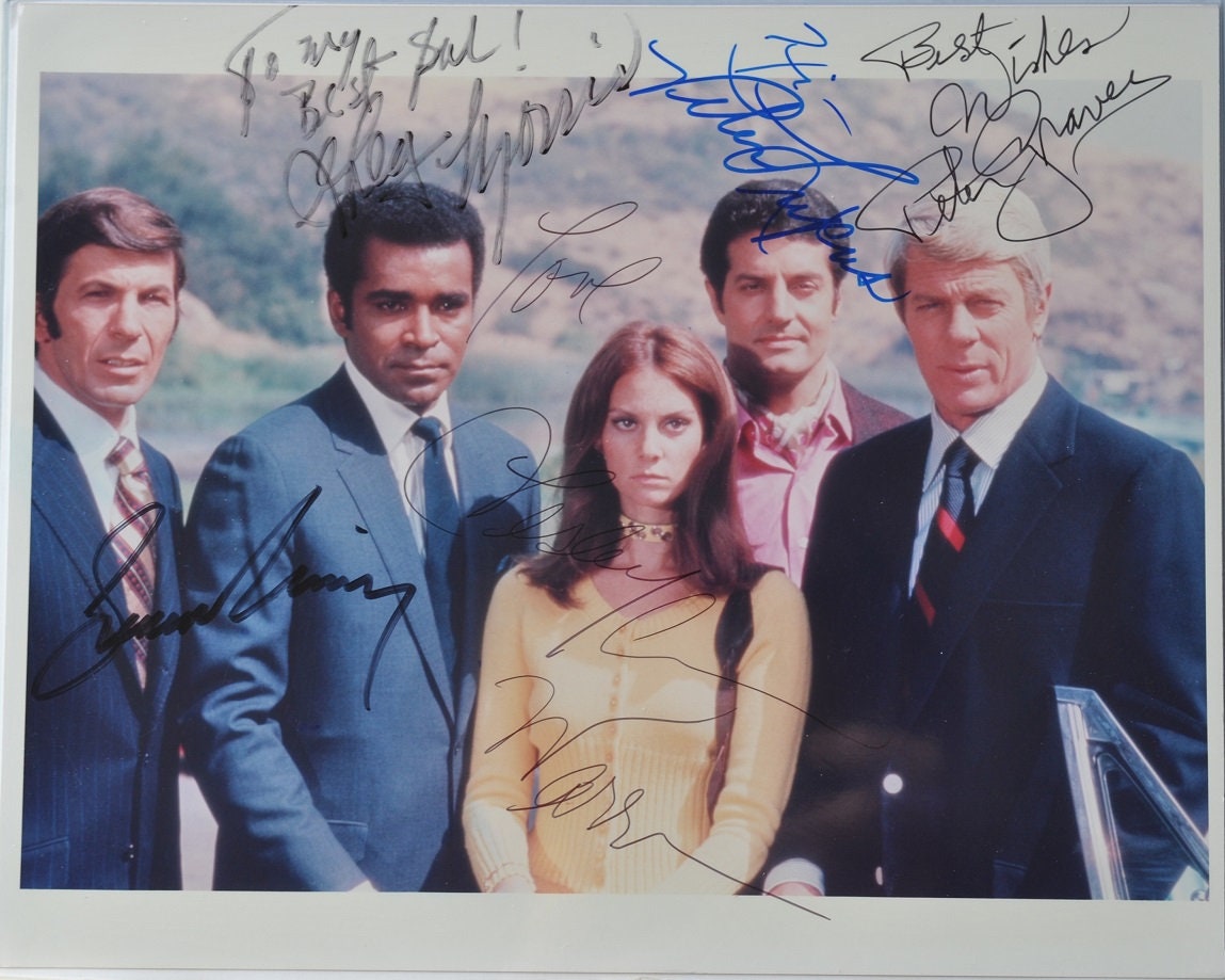 MISSION IMPOSSIBLE CAST Signed Photo X5 - Peter Graves, Martin Landau +  W/coa - Etsy, image size:1149x919