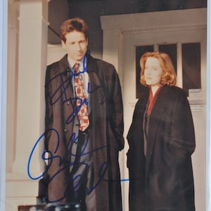 David Duchovny & Gillian Anderson Signed Photo - THE X-FILES  w/COA