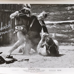 CHUCK CONNORS Signed Photo - Tomahawk Trail, The Rifleman  w/COA