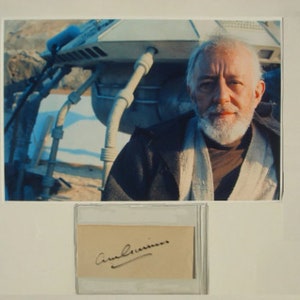 ALEC GUINNESS - STAR Wars Signed Page & Photo - Obi-Wan Kenobi w/coa