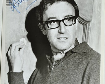 PETER SELLERS Signed Photo - The Bobo - The Pink Panther Strikes Again - The Pink Panther w/coa