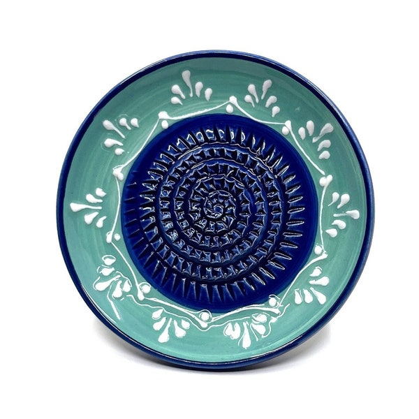 Keramikreibe | Reibeteller | Knoblauchreibe | Gewürzreibe | handgefertigt | Türkis/Blau | spülmaschinenfest | 12cm