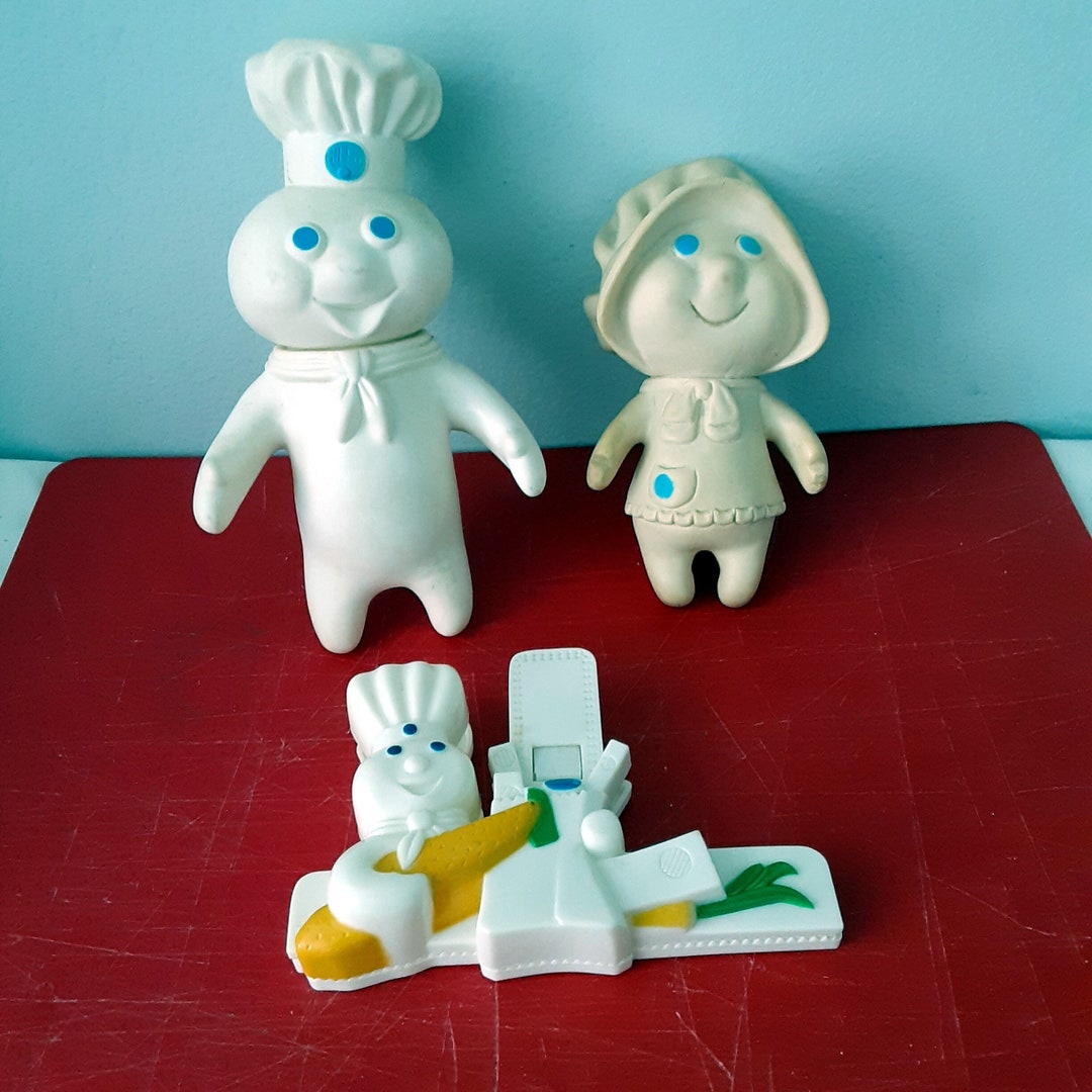 Vintage 1971 Pillsbury Dough Boy & 1972 Dough Girl Rubber Dolls Snack