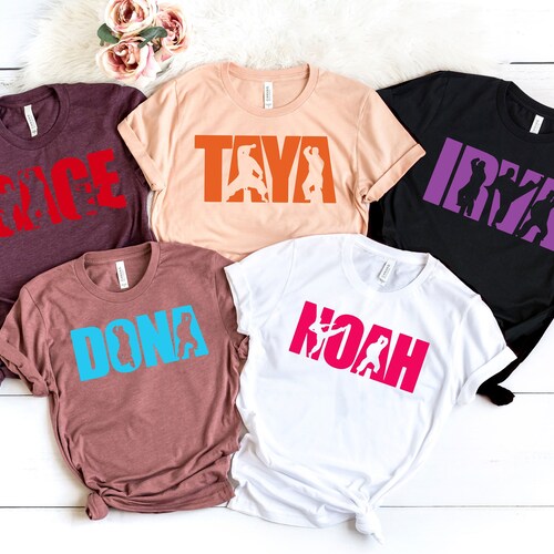 Chemise de karaté personnalisée, T-shirt de karaté personnalisé, T-shirt d'arts martiaux, Cadeau de karaté, T-shirt de fille de karaté, Chemises de karaté assorties