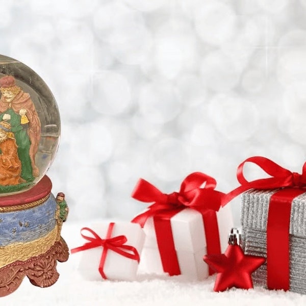Rare Vintage Heritage House, Inc. 'O Holy Night' Snow Globe - Limited Collector's Edition - Classic Holiday Decoration
