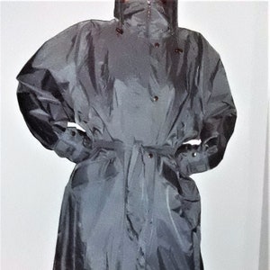 Agu vintage shop rainwear
