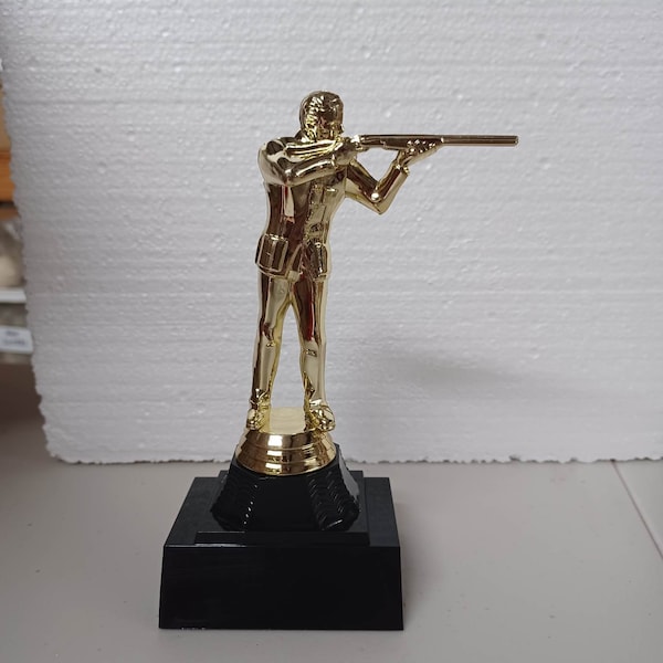 Custom Sharpshooter Trophy / Hunting Trophy / Shooting Range Trophy / Guns