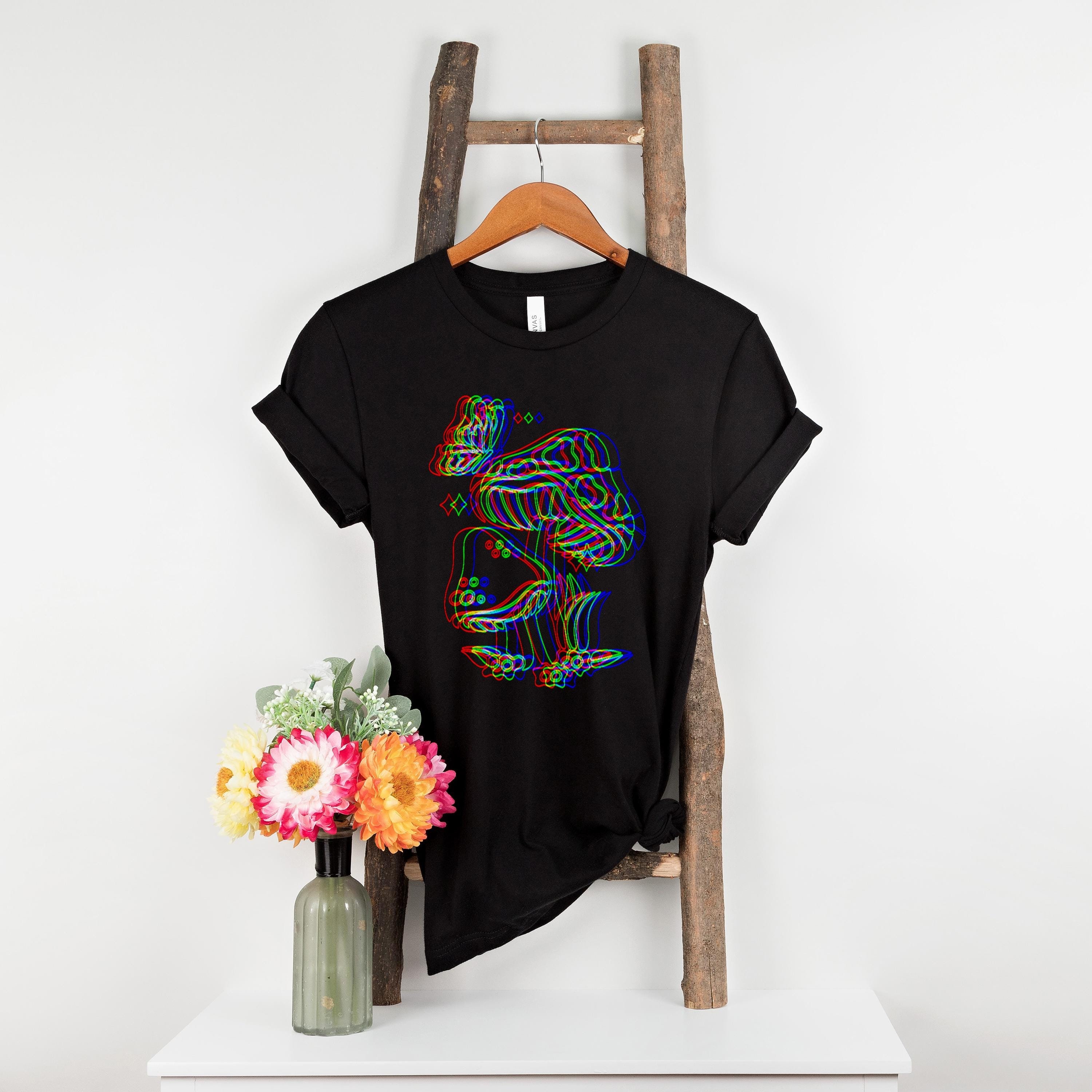 Psychedelic Magic Mushrooms Shirt, Trippy Psilocybin Mushrooms, Hippie Psychedelic art gift, Unisex Size Rave Music Festival Outfit