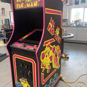 Ms PAC MAN Side Art and kick plate Black 3 Piece Set