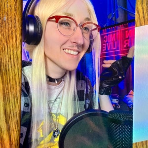 Mic on Air Cosplay 4”x6” Postkarten Druck