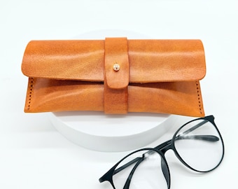 Leather Glasses Case, Handmade Italian Leather Eyeglass Case, Sunglasses Case, Minimal Leather Gift for Him or Her, Gift for Mom, Dad,