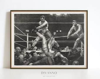 Pode incluir: Uma impressão em preto e branco de uma luta de boxe em um ringue. Dois boxeadores estão no ringue, um está no chão e o outro está em pé sobre ele. Há espectadores no fundo. A impressão é intitulada "DIVANNO ART COLLECTIVE".