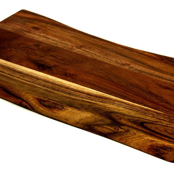 Brown Hand Crafted LIVE EDGE Acacia Cutting Board/Serving Tray