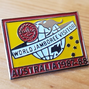 World Jamboree Visitor - Australia 1987-88 - Beautiful Vintage Scouts Pin - Brooch Pin- Unique Rare Hat Pin Lapel Pin Vintage Pin Enamel Pin