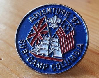 Pin vintage de los Scouts de Aventura del 87 - Broche de esmalte del Subcampo Columbia