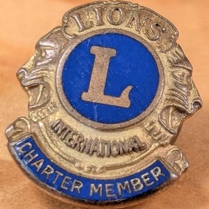 Lions Club International Gründungsmitglied - Wunderschöne Vintage Löwenbrosche mit Schraubverschluss Einzigartige Seltene Hutnadel Anstecknadel Emaillenadel