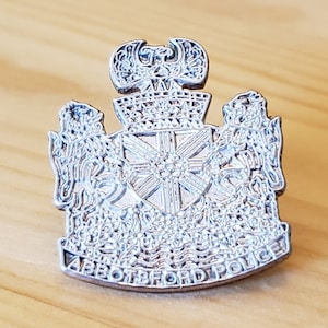 Police d&#39;Abbotsford - Belle épingle de police vintage de la ville de Colombie-Britannique - Broche - Unique Rare Hat Pin Lapel Pin vintage Pin Retro Pin.