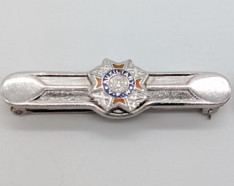 Vintage Auxiliary VFW Bar Pin | Veterans of Foreign Wars Brooch | Silver-Toned Enamel Badge | Welco Maker | Military Club Ribbon Holder