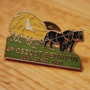 4th Oszust Reunion - July 20-22 1990 - Beautiful Vintage Alberta Brooch Pin- Unique Rare Hat Pin Lapel Pin Vintage Pin Retro Pin Enamel Pin