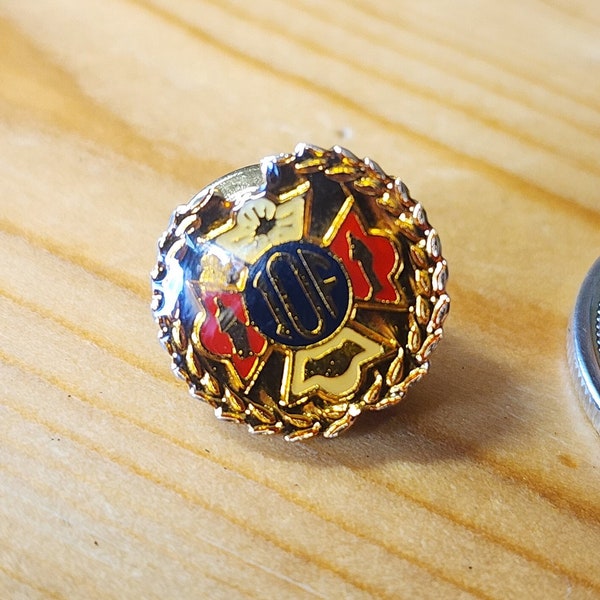 Beautiful Vintage Firefighting Pin - Epoxy Firefighters Brooch Pin Unique Rare Hat Pin Lapel Pin Vintage Pin Retro Pin Enamel Pin