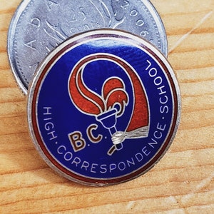 B.C. High Correspondence School - Beautiful blue and red BC Canada Brooch Pin Unique Rare Hat Pin Lapel Pin Vintage Pin Retro Pin Enamel Pin