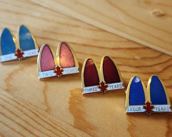 McDonald&#39;s Canada Employee One Year, Two Years, Three Years, Four Years Service Brooch Pin Lapel Pin Vintage Pin Retro Pin Enamel Pin