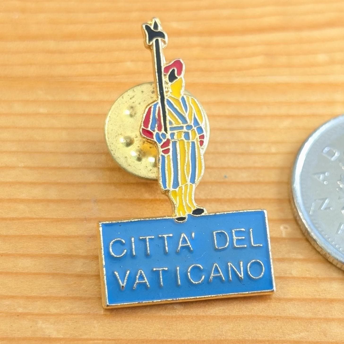 Bandiera Città Del Vaticano 2' X 3' Con Occhielli - 12x18 Pollici
