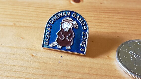 Vintage Saskatchewan Games Zone 8 Enamel Pin - Beaver Lapel Pin