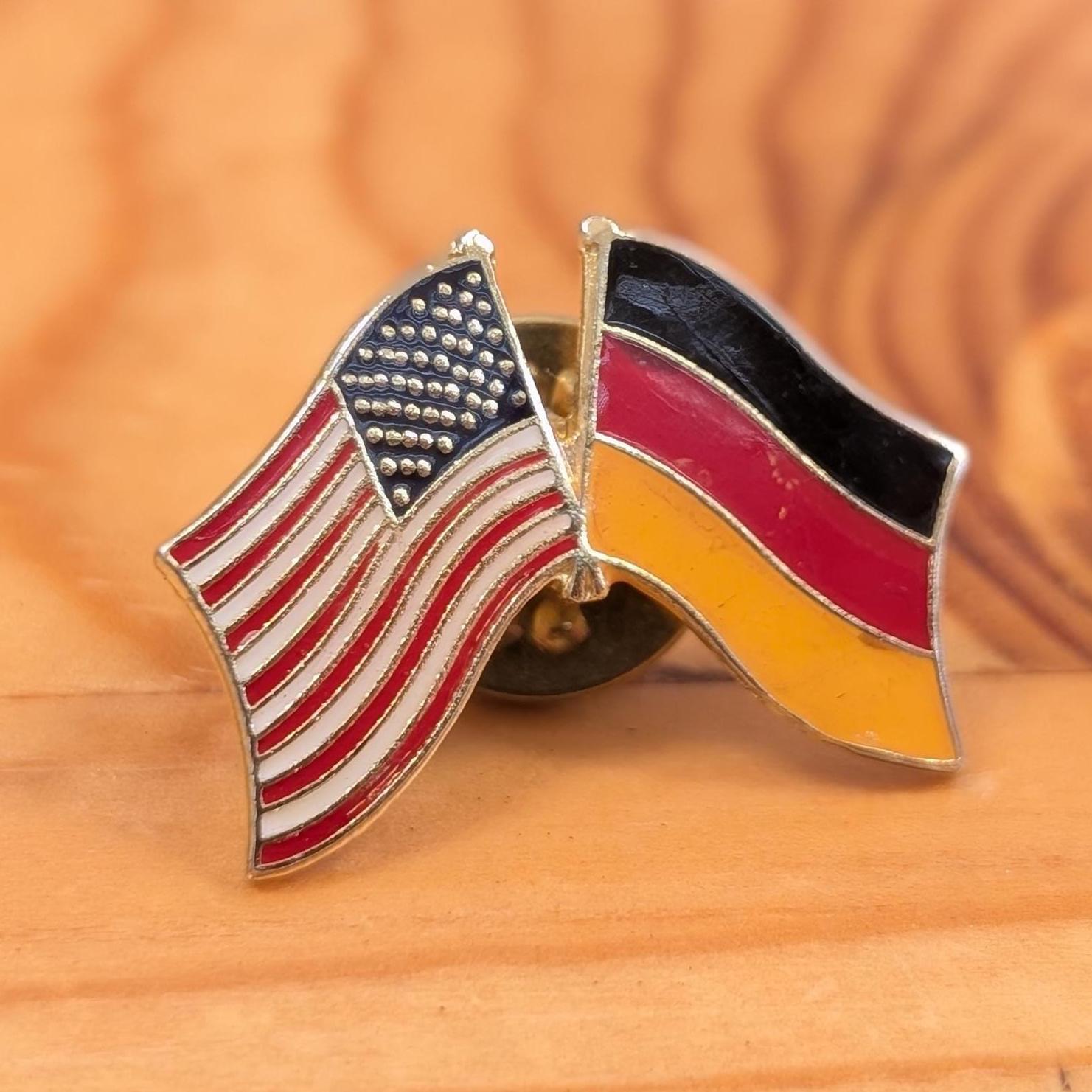 ヴィンテージ アメリカとドイツの国旗 エナメル ブローチ ピン - Etsy 日本