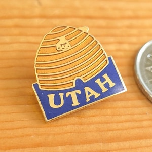 UTAH The Beehive State Brooch Pin Unique Rare Hat Pin Lapel Pin Vintage Pin Retro Pin Enamel Pin
