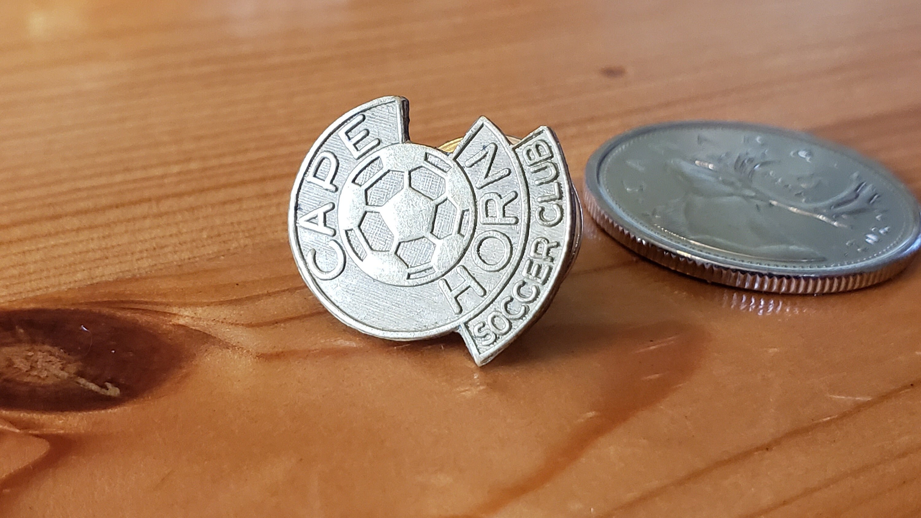 ヴィンテージ ケープホーン サッカークラブ ピンバッジ - コキットラム